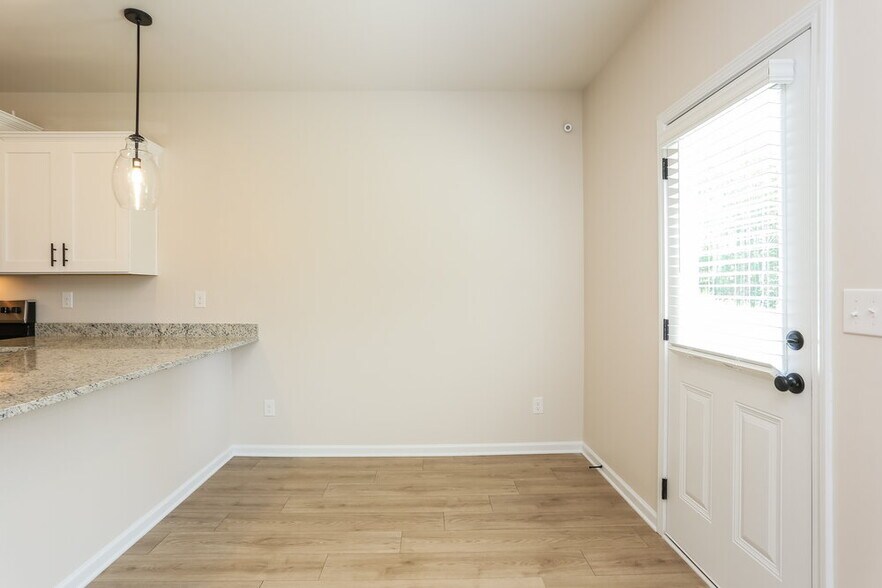 Building Photo - 165 Egret Ct