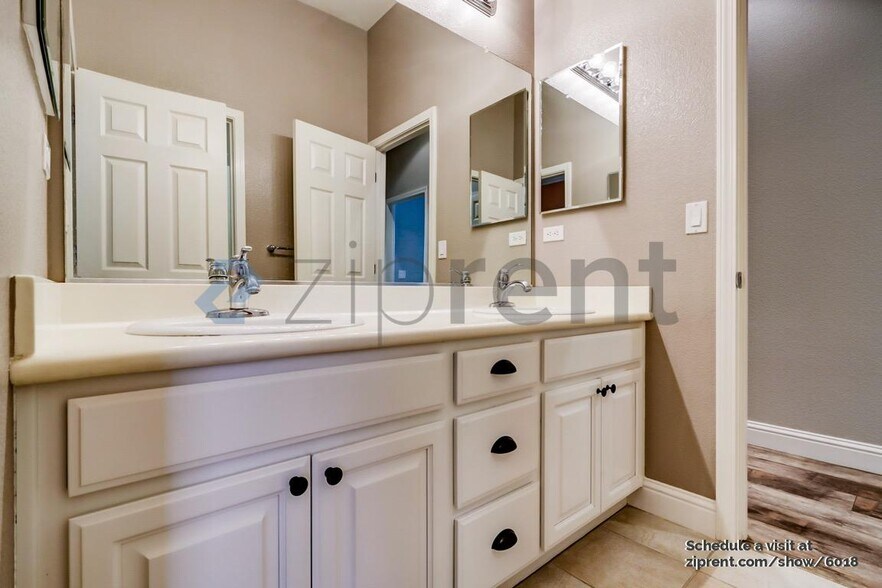 Building Photo - 665 Ray St