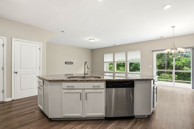 Building Photo - SPACIOUS AND BEAUTIFUL HOME IN MORRISVILLE-BRIER CREEK AREA