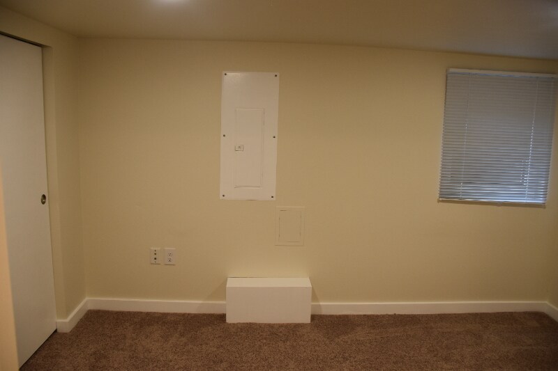 Building Photo - 8360 Wabash Ave S