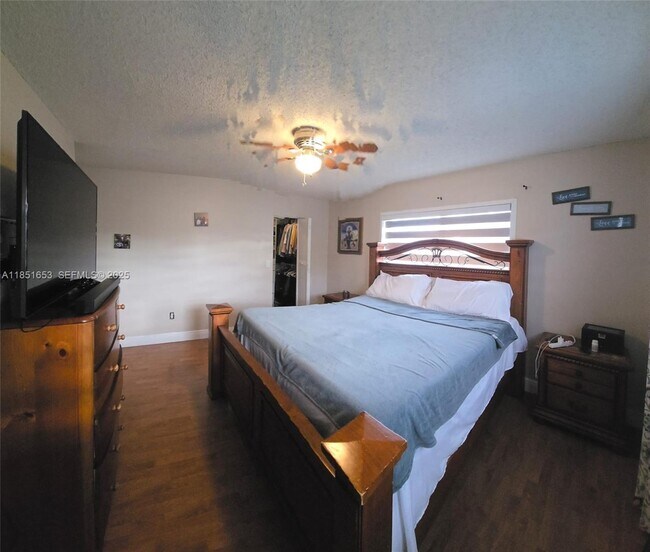 Building Photo - 13958 SW 44th Ln Cir