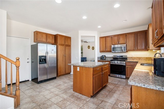 Building Photo - 38108 Tranquila Ave