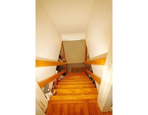 Building Photo - 13 Munroe Ave