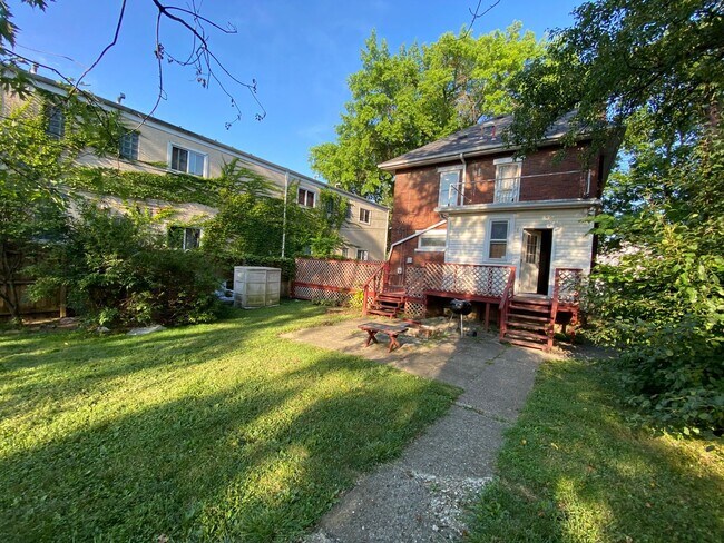 Building Photo - 1834 N 4th St