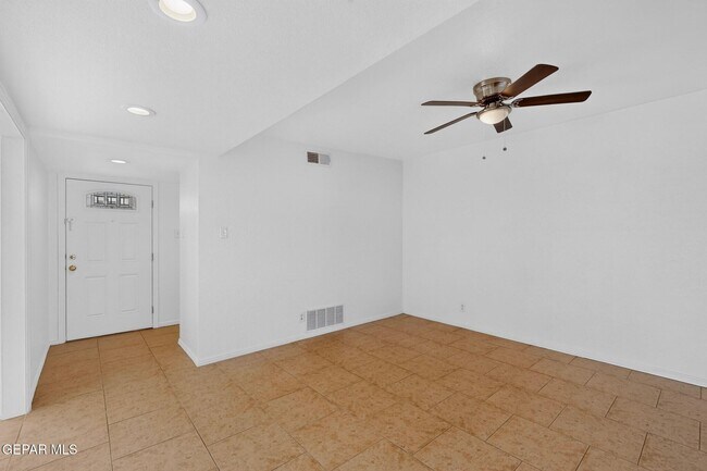 Building Photo - 5108 Yvette Ave