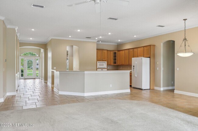 Building Photo - 2260 Harbor Lake Dr