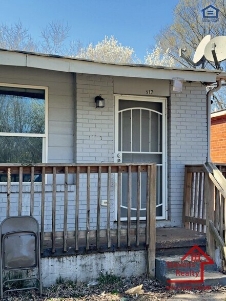 Building Photo - 517 N Hawthorne St