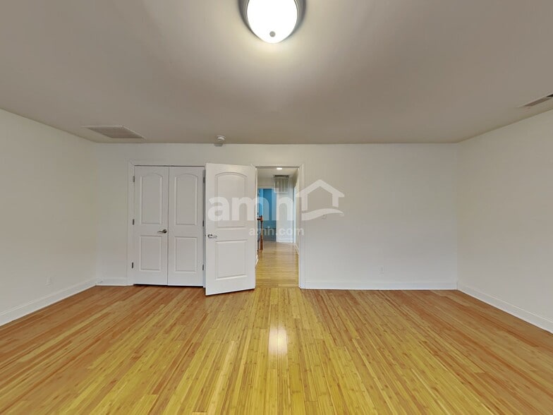Building Photo - 5823 Parkstone Drive