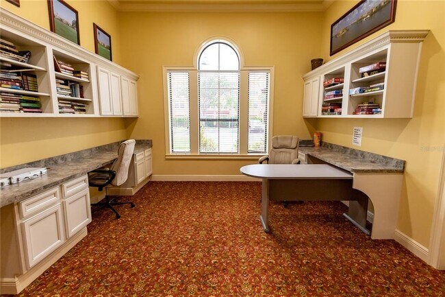 Building Photo - 2724 Via Murano