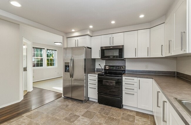 Building Photo - Historic Charm in the Heart of Snohomish