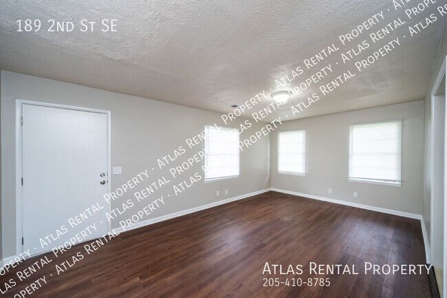 Building Photo - 189 2nd St SE