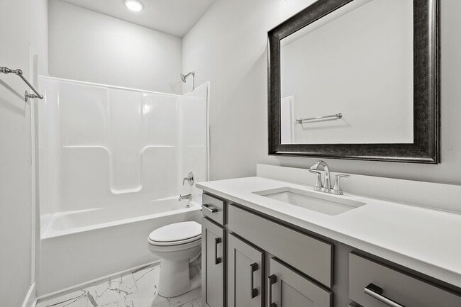 Building Photo - 411 Raleigh Elm Dr