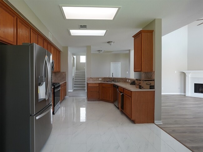 Building Photo - 2739 Honeysuckle Walk