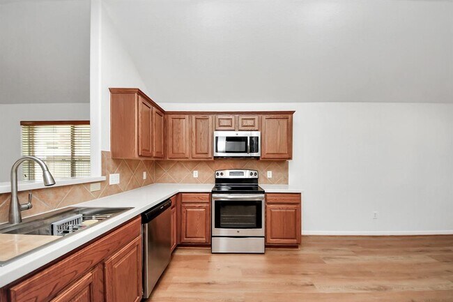 Building Photo - 14623 Cypress Cottage Ct