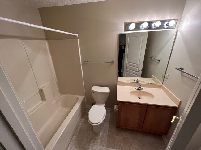 Building Photo - 93 Morningside Ln