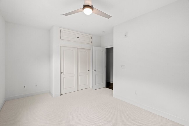 Building Photo - TOSCANA TOWNHOME EMBRACES LUXURY LIVING PRIVACY | SECURITY | MANY UPGRADES