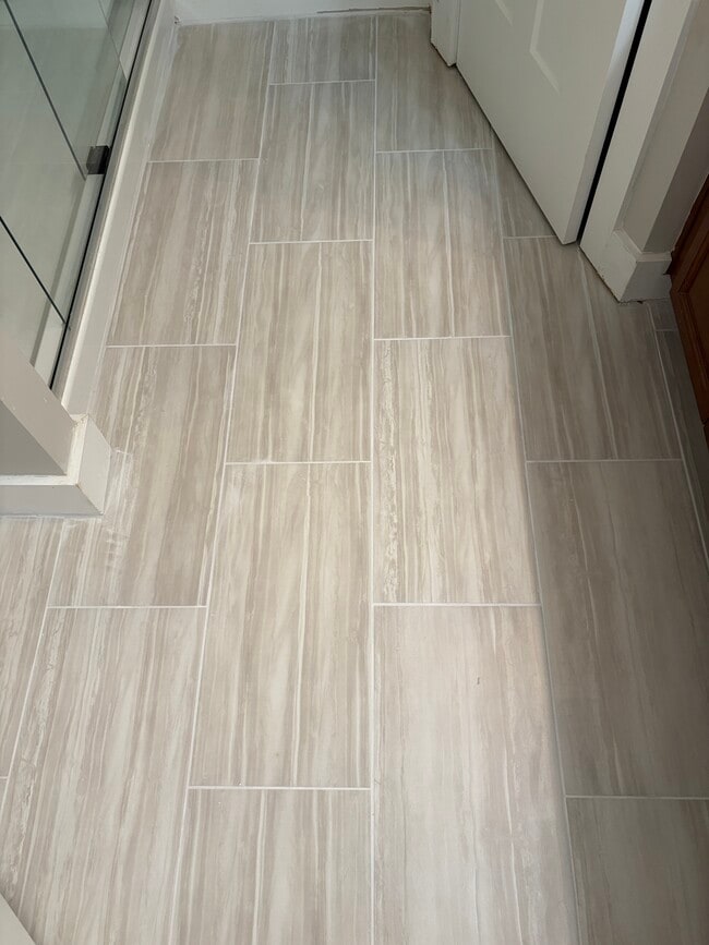 Building Photo - 349 Hague Dr