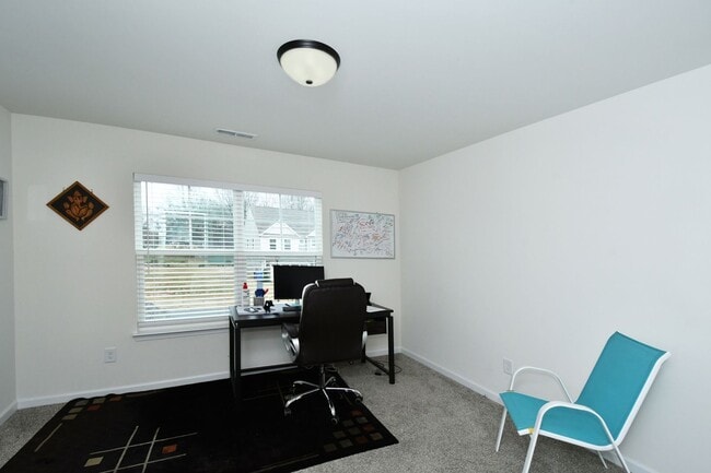 Building Photo - 128 Suggs Mill Dr