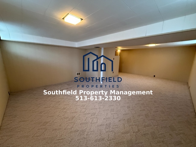 Building Photo - 7147 Bluecrest Dr