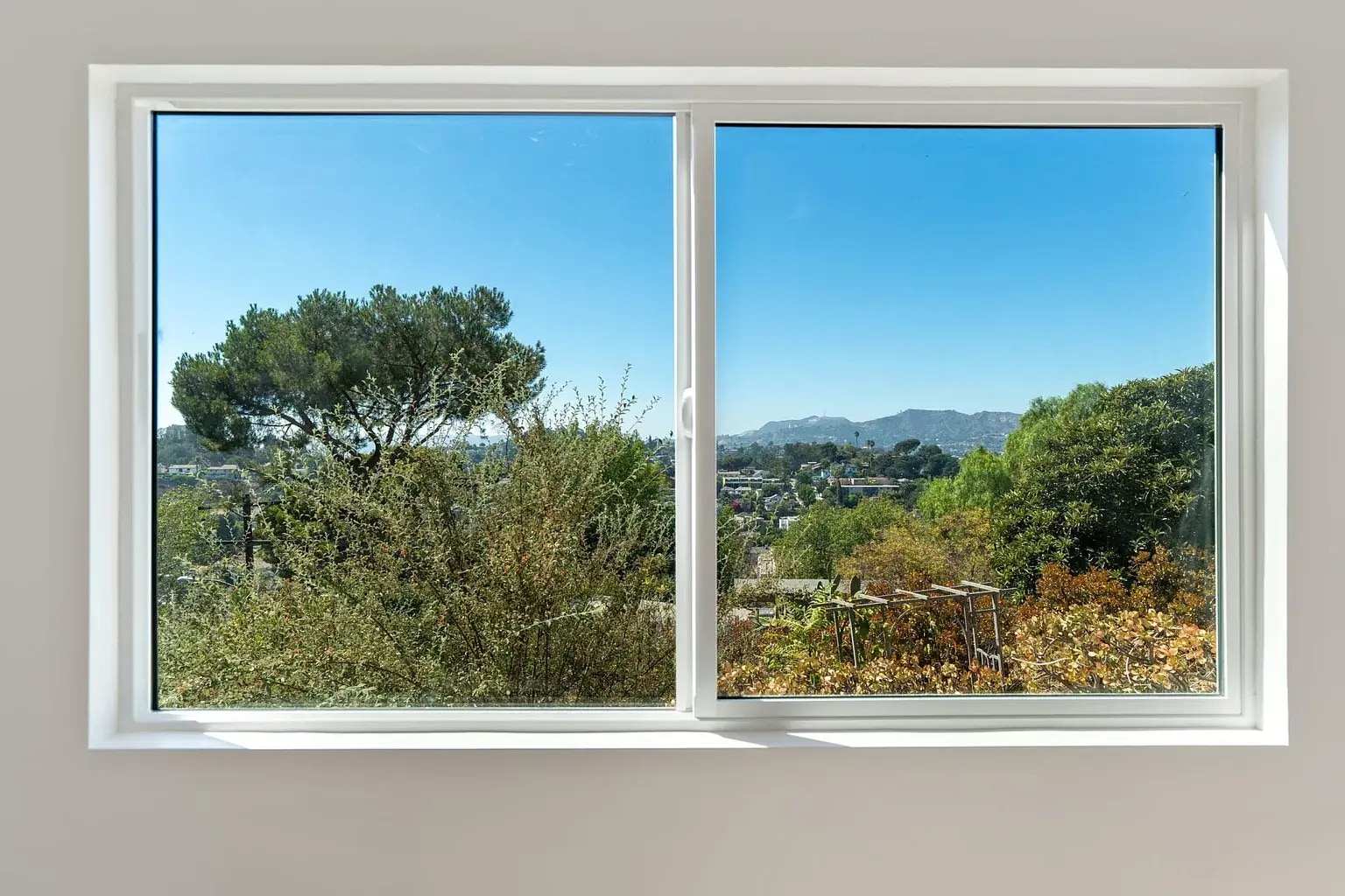 Building Photo - 2001 N Alvarado St