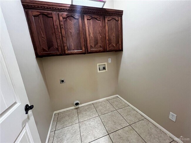 Building Photo - 24 San Felipe Dr