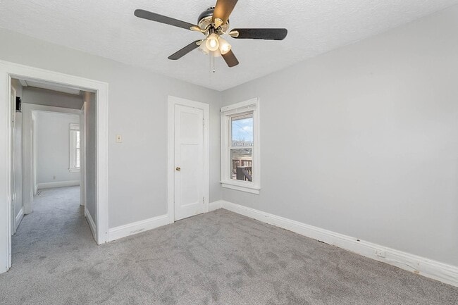 Building Photo - 1127 Cecelia Ave