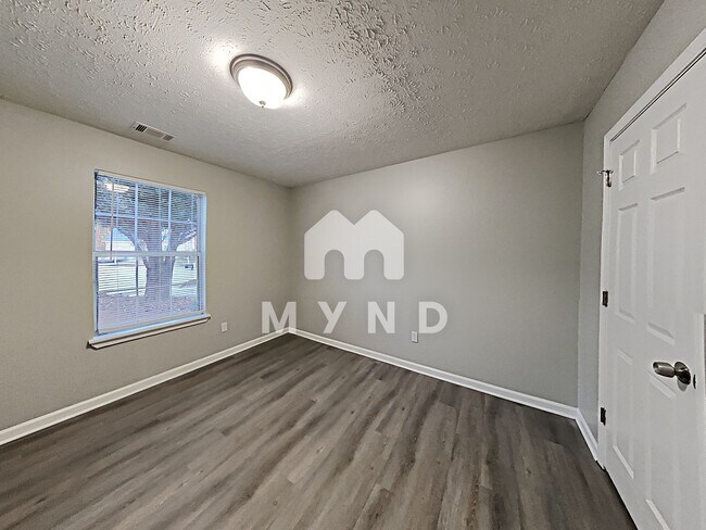 Building Photo - 3829 Mays Ct SW