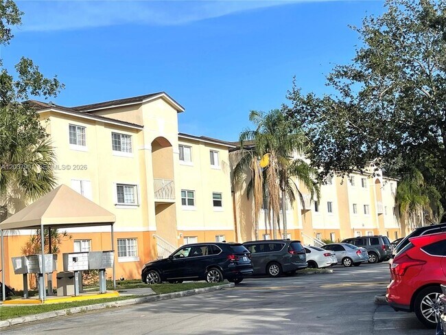 Building Photo - 3690 N 56th Ave