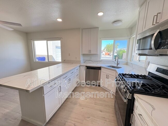 Building Photo - 33687 Whispering Palms Trail