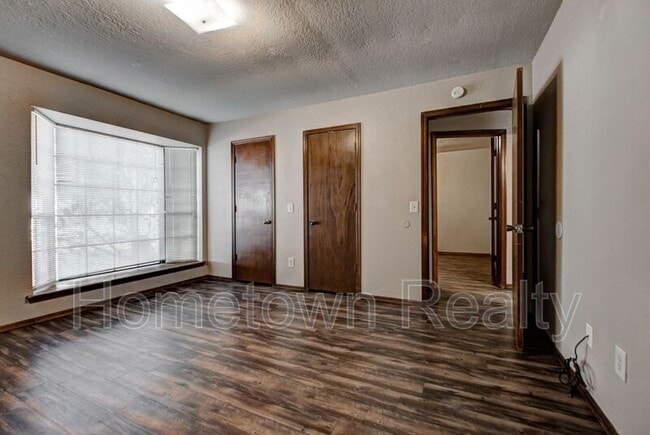 Building Photo - 432 NE 115th St