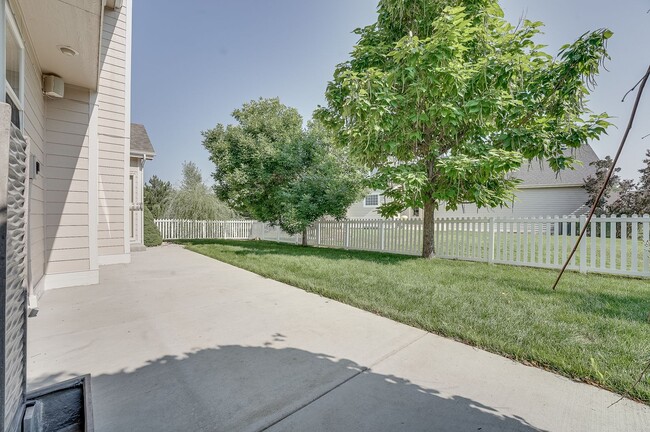 Building Photo - Elegant 3-Bedroom, 3-Bath Home in Prestigi...