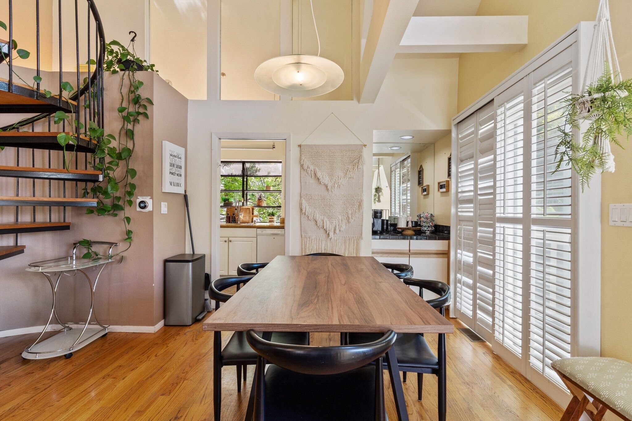 Dining room - 34 Silva Ave