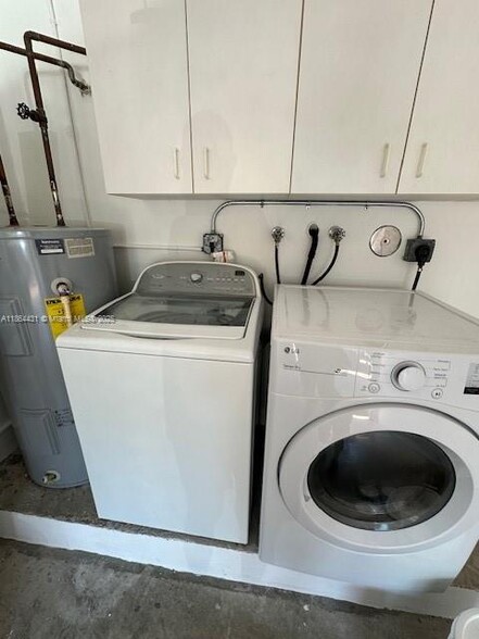 Building Photo - 11557 NW 51st Ln