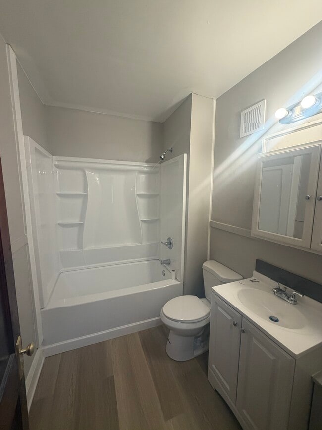 Building Photo - 12705 Holborn Ave