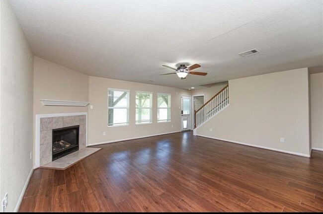 Building Photo - 16706 Lark Bunting Ln