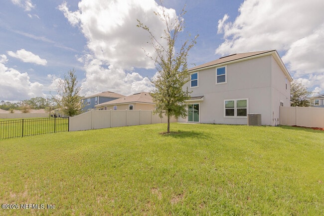 Building Photo - 2223 Willow Springs Dr