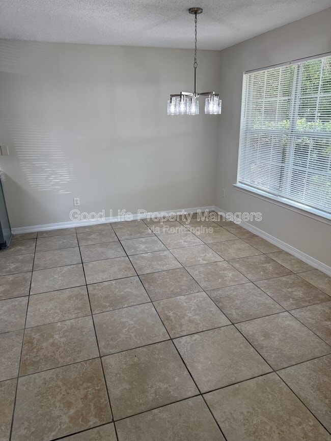 Building Photo - 9980 Bowman Ave