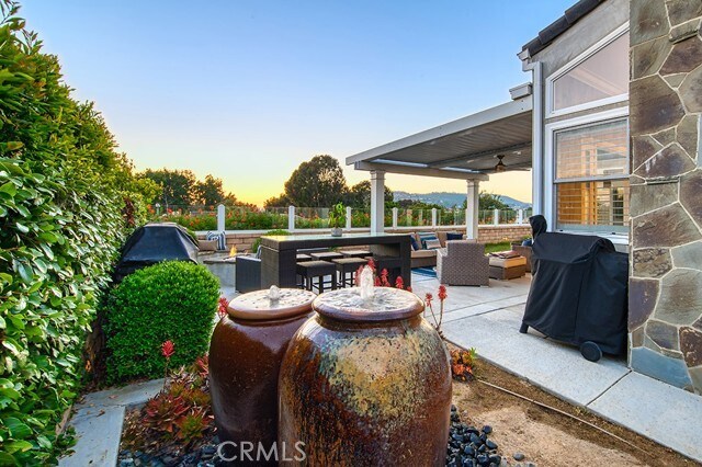 Building Photo - 33391 Periwinkle Dr