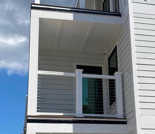 Building Photo - 25 Atkins St