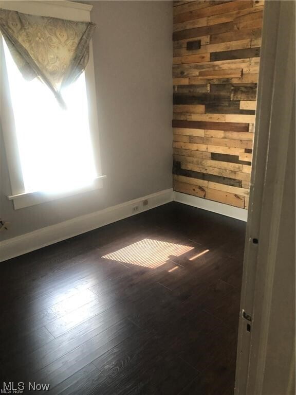 Building Photo - 10712 Clifton Blvd