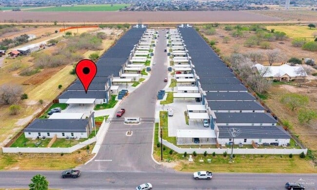 Building Photo - 19 S Links Dr