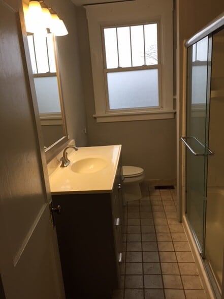 master bathroom - 116 North Street