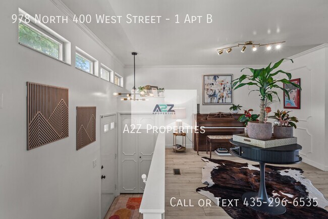 Building Photo - 978 N 400 W St