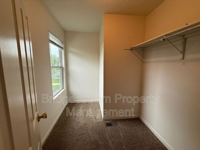 Building Photo - 4500 Elliot Ave