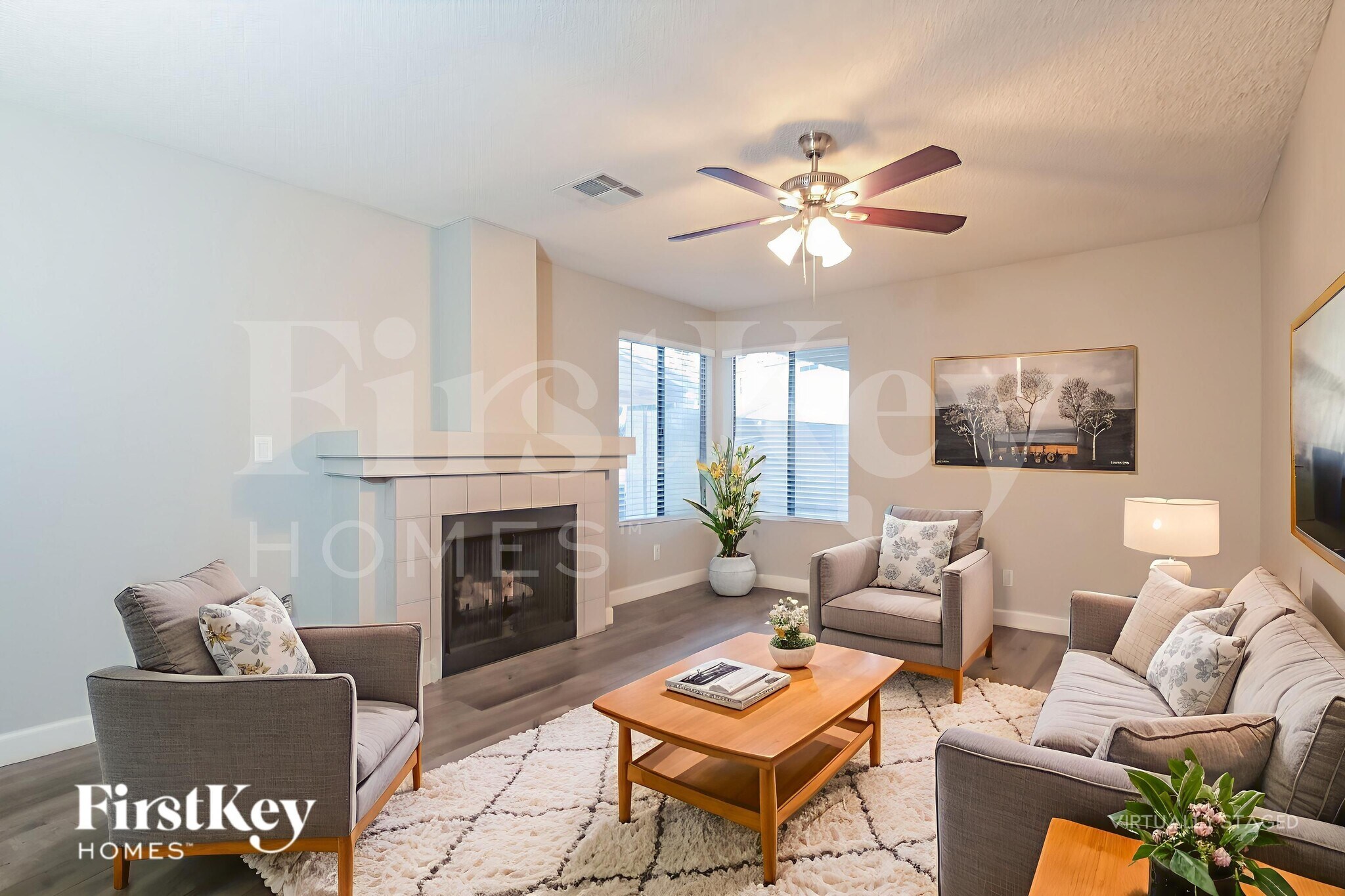 Building Photo - 2017 Waverly Cir