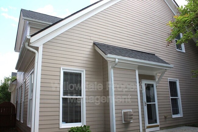 Building Photo - 107 Bridgegate Dr