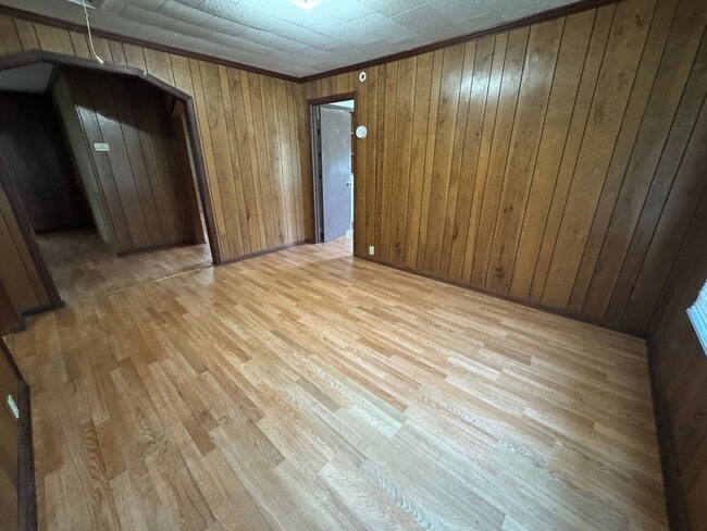 Building Photo - 3/1 House in Shannon Village $1050