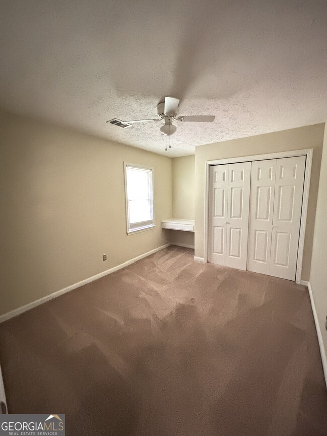 Building Photo - 3330 Ridgerock Way
