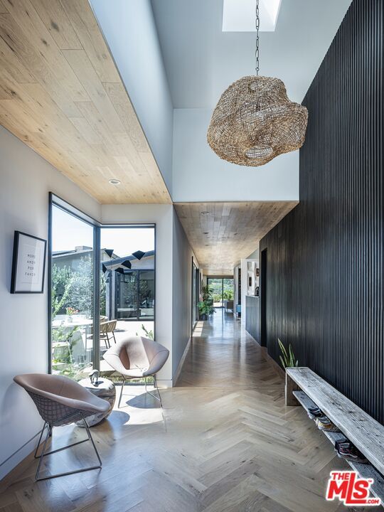 Building Photo - 4587 Don Felipe Dr