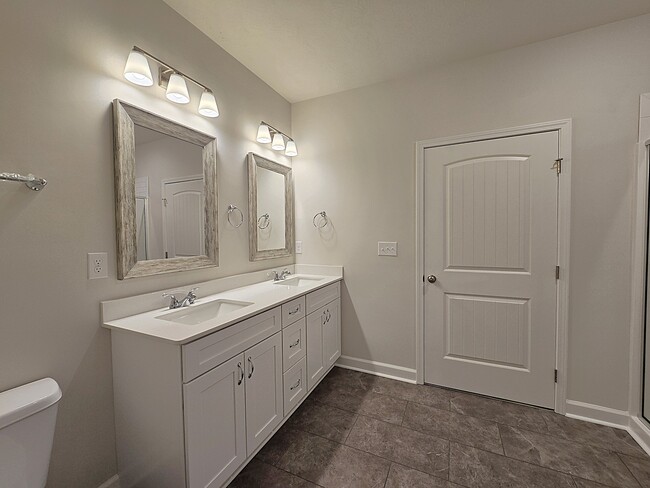 Building Photo - 8043 Bannock Cir